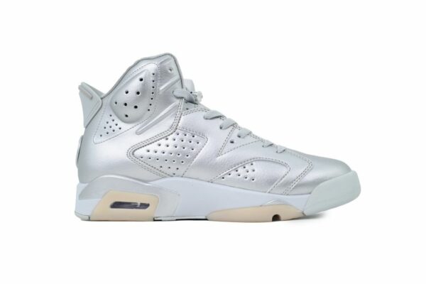 AJ 6 PSG ‘Metallic Silver’ IQ5135-001