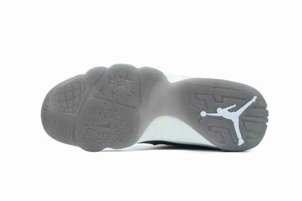 AJ 9 Retro ‘Cool Grey’ HV4794-011