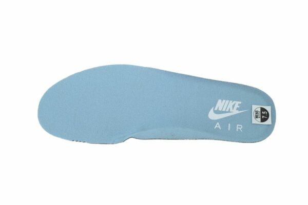 AJ 11 Retro Low ‘UNC’ 2026 FV5104-100 AJ 11 Retro Low ‘UNC’ 2026 FV5104-100