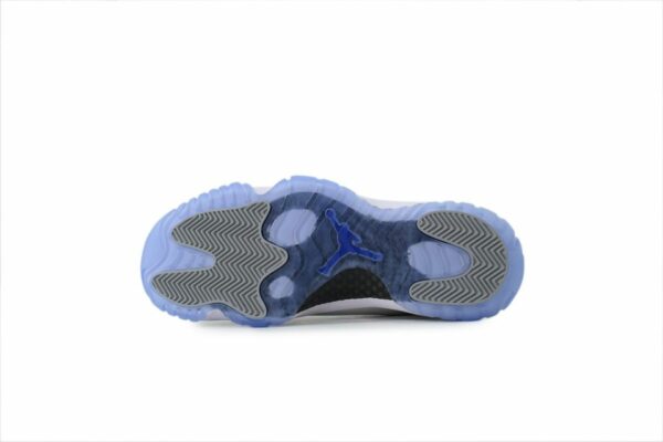 AJ 11 Retro PE ‘Chrome’ CT8012-730 AJ 11 Retro PE ‘Chrome’ CT8012-730