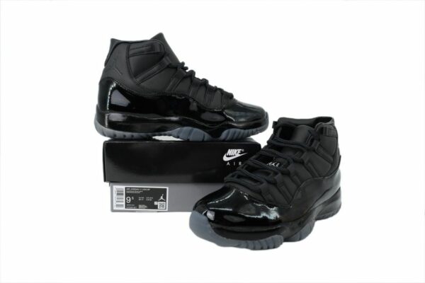 AJ 11 Retro x COMME des GARCONS ‘Black’ IV7639-001