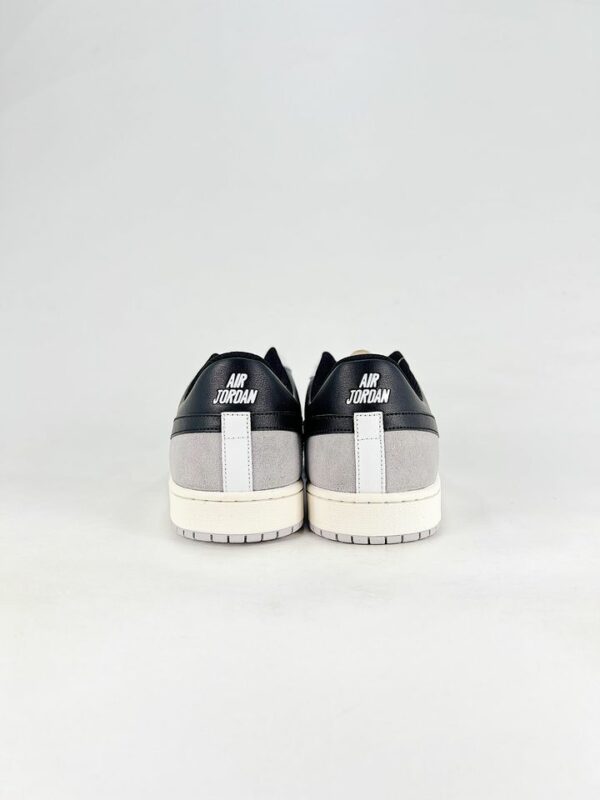 AJ Skyline Low ‘Summit White Smoke Grey’ IM2055-101