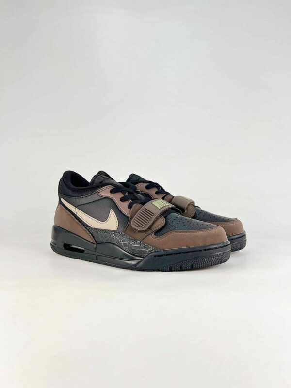 AJ Legacy 312 Low ‘Black Baroque Brown’ CD7069-003