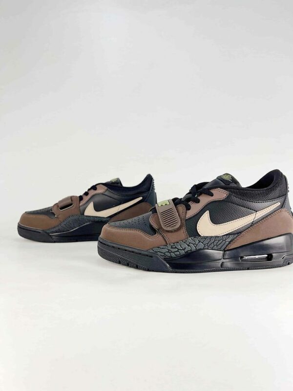 AJ Legacy 312 Low ‘Black Baroque Brown’ CD7069-003