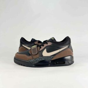 AJ Legacy 312 Low ‘Black Baroque Brown’ CD7069-003