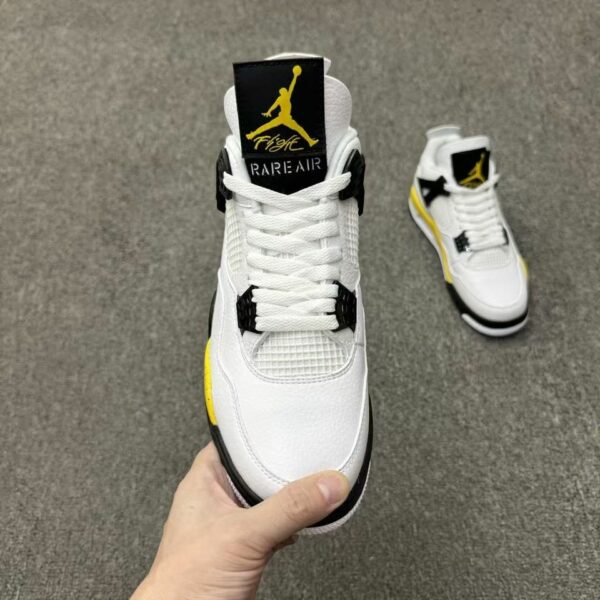 AJ 4 Retro Rare Air ‘Tour Yellow’ IO2463-102 AJ 4 Retro Rare Air ‘Tour Yellow’ IO2463-102