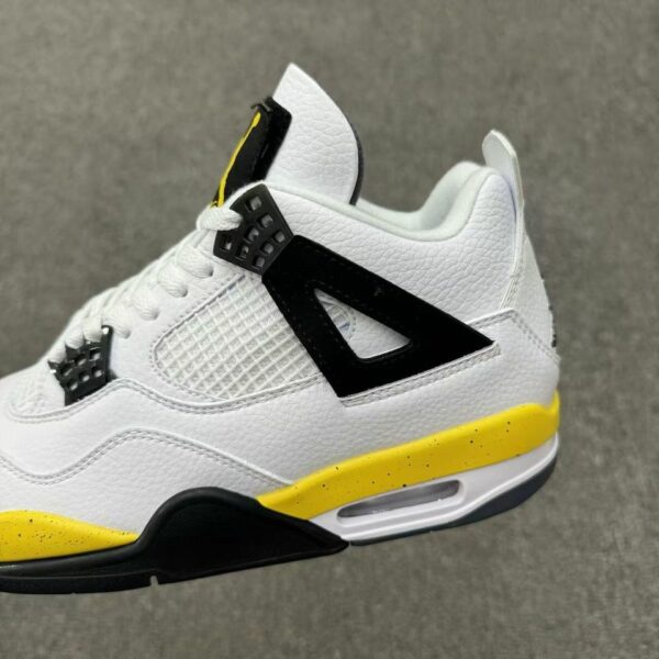 AJ 4 Retro Rare Air ‘Tour Yellow’ IO2463-102 AJ 4 Retro Rare Air ‘Tour Yellow’ IO2463-102