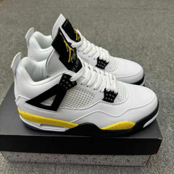 AJ 4 Retro Rare Air ‘Tour Yellow’ IO2463-102 AJ 4 Retro Rare Air ‘Tour Yellow’ IO2463-102