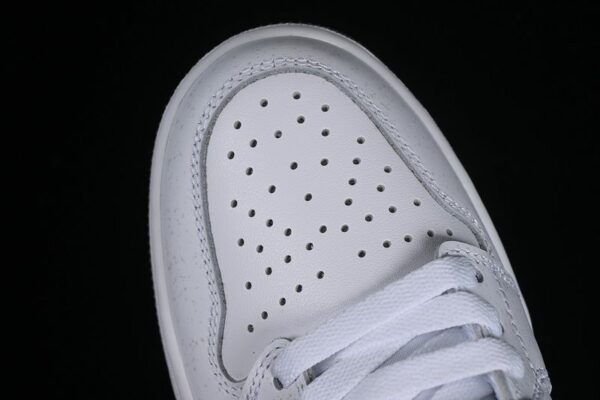 AJ 1 Low Golf ‘White Gum’ DD9315-111 AJ 1 Low Golf ‘White Gum’ DD9315-111