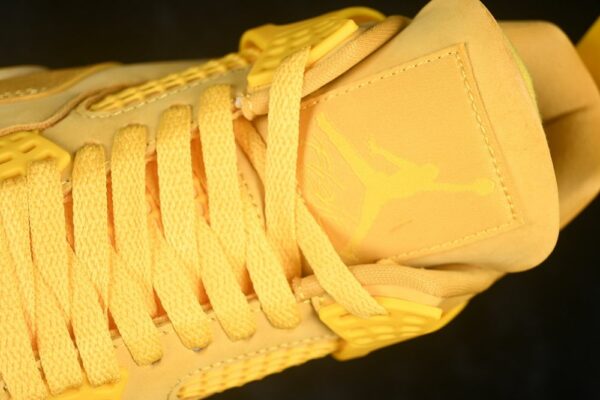 AJ 4 x Nigel Sylvester ‘Yellow Bricks’ HF4340-008 AJ 4 x Nigel Sylvester ‘Yellow Bricks’ HF4340-008