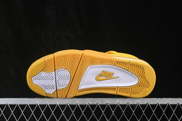 AJ 4 x Nigel Sylvester ‘Yellow Bricks’ HF4340-008 AJ 4 x Nigel Sylvester ‘Yellow Bricks’ HF4340-008