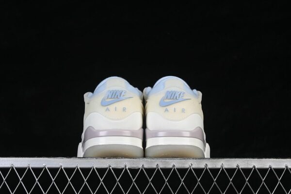 AJ 4 RM ‘Easter’ IB8862-141 AJ 4 RM ‘Easter’ IB8862-141