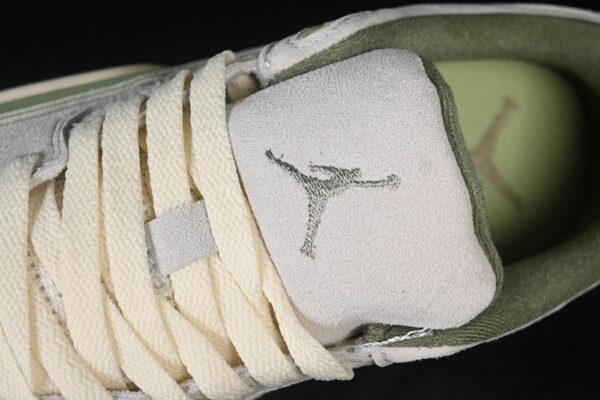 AJ Flight Court ‘Medium Khaki Green’ FZ9854-203