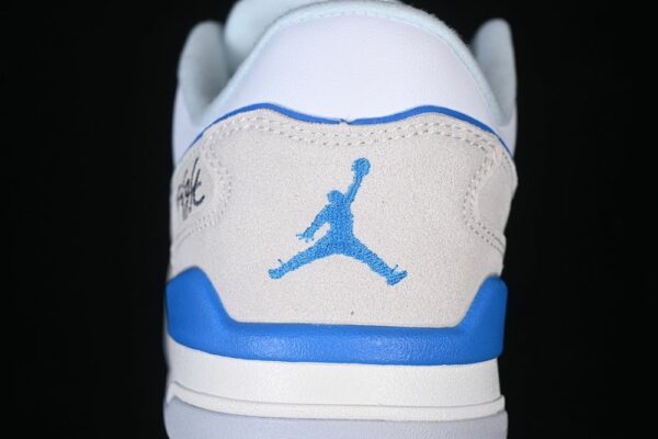 AJ Flight Court ‘Military Blue’ HF3255-104