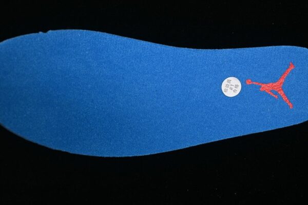 AJ Flight Court ‘Military Blue’ HF3255-104
