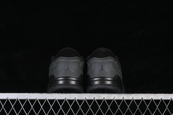 AJ Flight Court ‘Black Anthracite’ HF3255-010 AJ Flight Court ‘Black Anthracite’ HF3255-010
