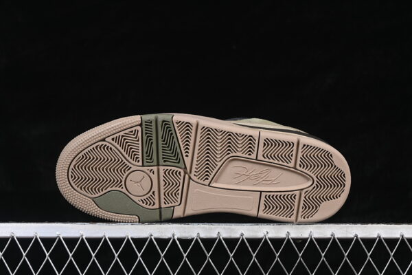 AJ Flight Court ‘Medium Olive Khaki’ HF3255-202 AJ Flight Court ‘Medium Olive Khaki’ HF3255-202