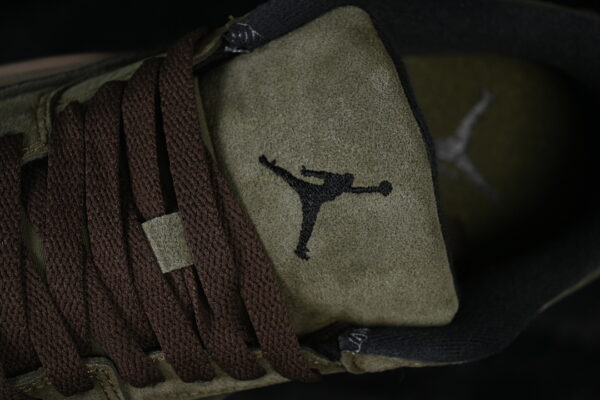 AJ Flight Court ‘Medium Olive Khaki’ HF3255-202 AJ Flight Court ‘Medium Olive Khaki’ HF3255-202