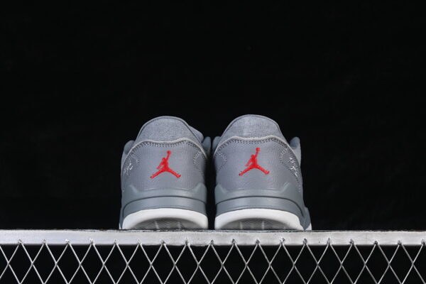 AJ Flight Court ‘Wolf Grey’ HF3255-007 AJ Flight Court ‘Wolf Grey’ HF3255-007