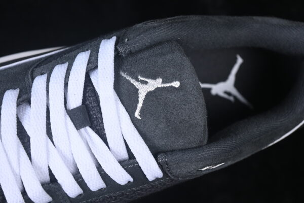 AJ Flight Court ‘Anthracite Sail’ HF3255-002
