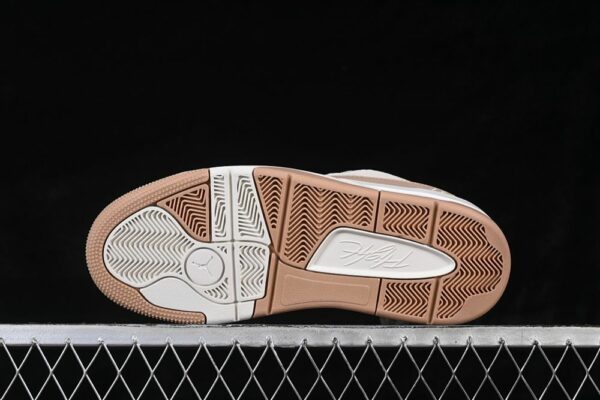 AJ Flight Court SE ‘Light Orewood Brown’ IB4414-120 AJ Flight Court SE ‘Light Orewood Brown’ IB4414-120