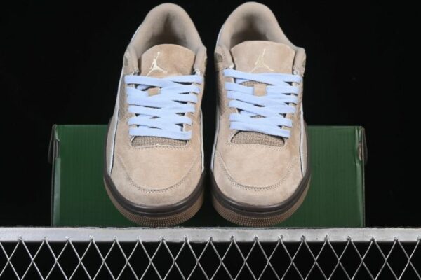 AJ Flight Court ‘Khaki Ironstone’ IO7612-220 AJ Flight Court ‘Khaki Ironstone’ IO7612-220