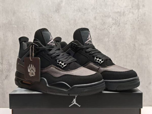 AJ 4 ‘Berlin’ JA9635-001 AJ 4 ‘Berlin’ JA9635-001