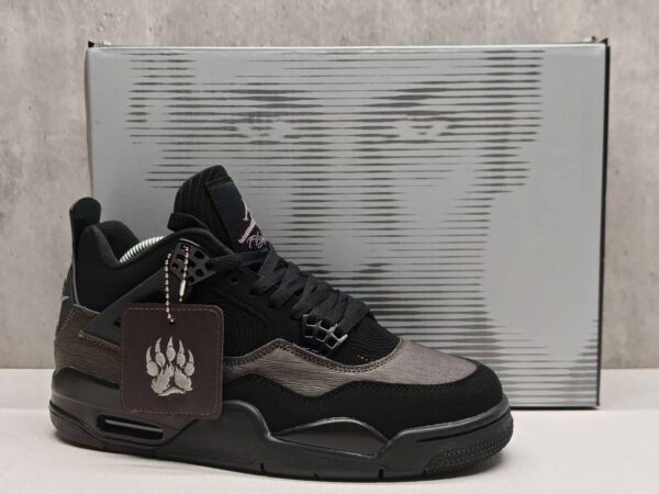 AJ 4 ‘Berlin’ JA9635-001 AJ 4 ‘Berlin’ JA9635-001