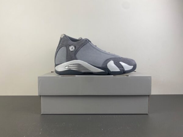 AJ 14 Retro ‘Flint Grey’ FJ3460-012 AJ 14 Retro ‘Flint Grey’ FJ3460-012