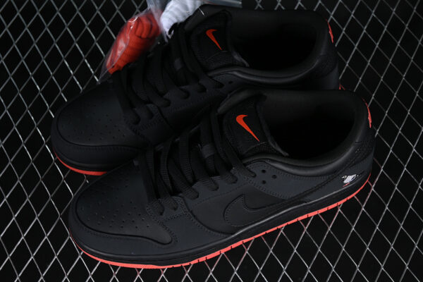 Nike x Jeff Staple SB Dunk Low Pro ‘Black Pigeon’ 883232-008 Nike x Jeff Staple SB Dunk Low Pro ‘Black Pigeon’ 883232-008