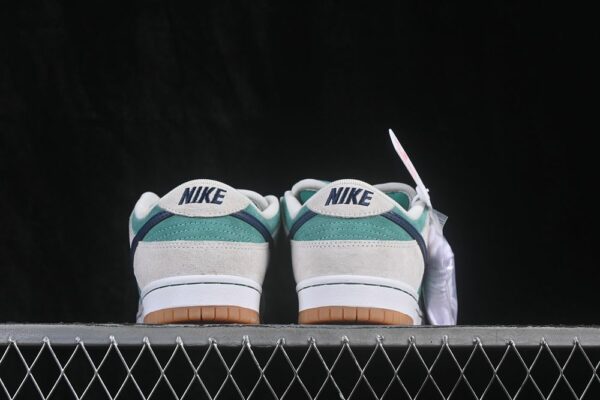 Nike SB Dunk Low ‘Mineral Slate Particle Rose’ HQ1625-300