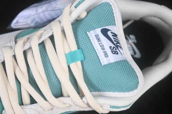 Nike SB Dunk Low ‘Mineral Slate Particle Rose’ HQ1625-300