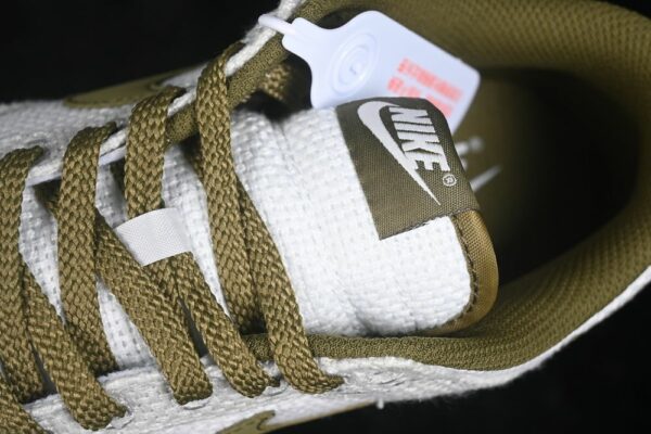 Nike Dunk Low Retro SE ‘Light Bone Pilgrim’ II7078-001 Nike Dunk Low Retro SE ‘Light Bone Pilgrim’ II7078-001