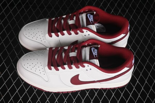 Nike Dunk Low Retro ‘Phantom Team Red’ HF5441-008