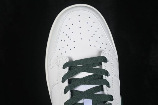 Nike Dunk Low ‘Sail Fir’ HF5441-115 Nike Dunk Low ‘Sail Fir’ HF5441-115