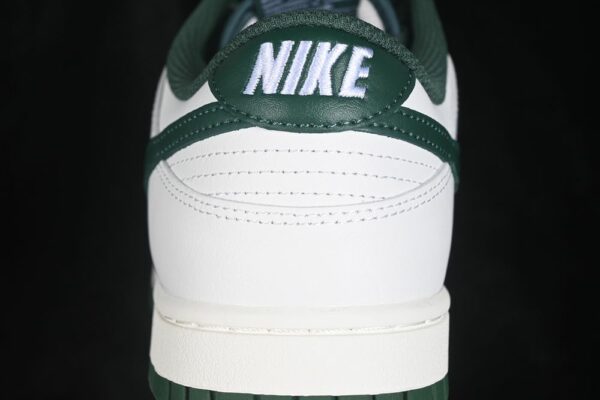 Nike Dunk Low ‘Sail Fir’ HF5441-115 Nike Dunk Low ‘Sail Fir’ HF5441-115