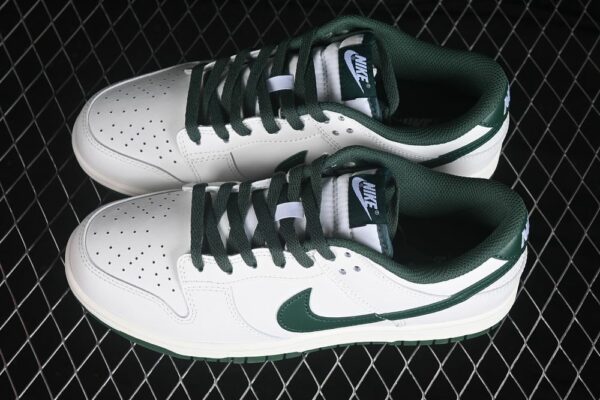 Nike Dunk Low ‘Sail Fir’ HF5441-115 Nike Dunk Low ‘Sail Fir’ HF5441-115