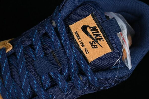 Nike SB Dunk Low ‘Midnight Navy Desert Ochre’ DX6775-400