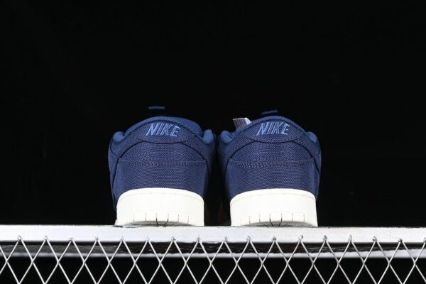 Nike SB Dunk Low ‘Midnight Navy Desert Ochre’ DX6775-400
