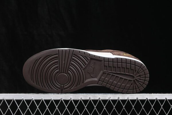Nike Dunk Low ‘Baroque Brown’ IO4244-102
