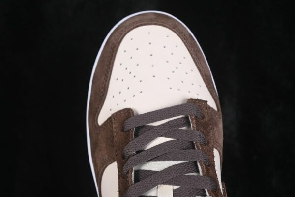 Nike Dunk Low ‘Baroque Brown’ IO4244-102