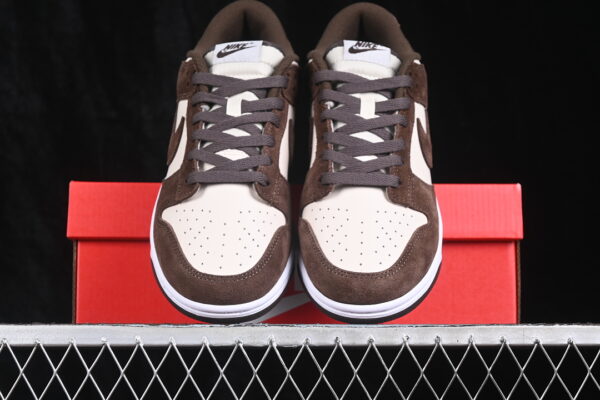 Nike Dunk Low ‘Baroque Brown’ IO4244-102