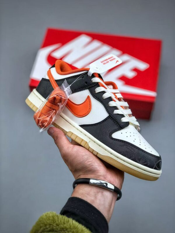 Nike Dunk Low Premium ‘Halloween’ DD3357-100