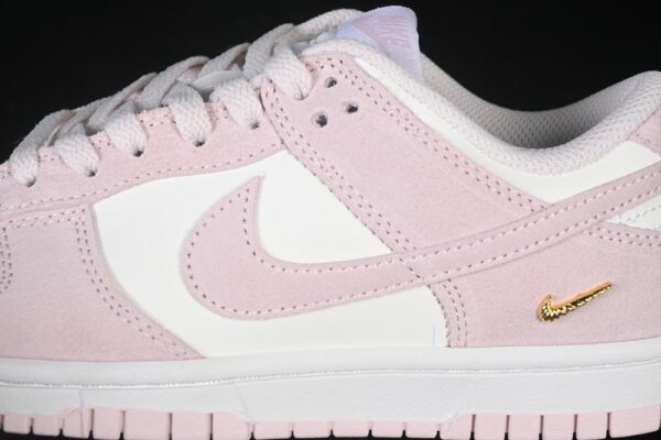 Nike Dunk Low ‘Sail Pearl Pink’ IO4244-100