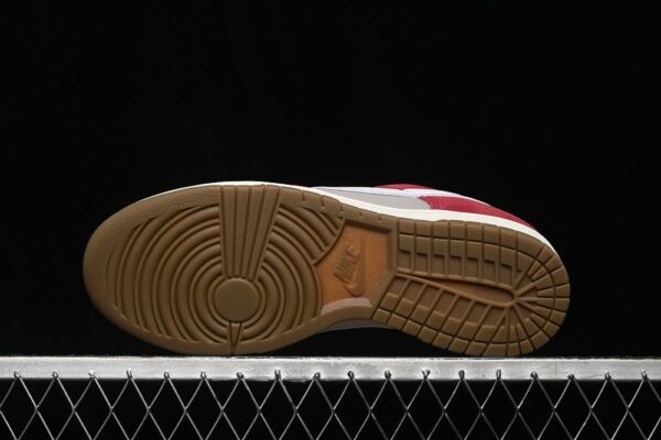 Nike Dunk Low Retro SE ‘College Grey Team Red’ IB6399-004