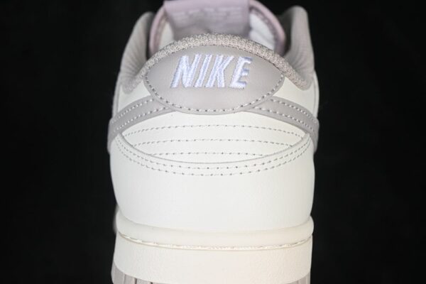 Nike Dunk Low ‘Soft Pearl’ HF5441-007