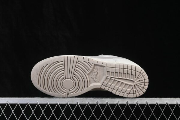 Nike Dunk Low ‘Soft Pearl’ HF5441-007