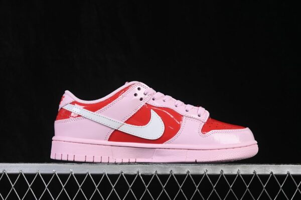 Nike Dunk Low Valentine’s Day IQ0218-663