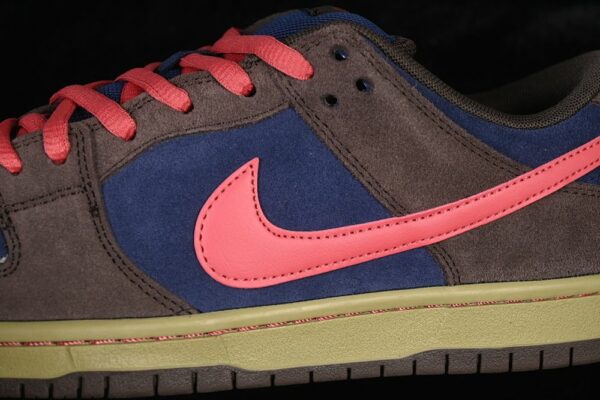 Nike SB Dunk Low ‘Baroque Brown Adobe’ HQ1625-200 Nike SB Dunk Low ‘Baroque Brown Adobe’ HQ1625-200