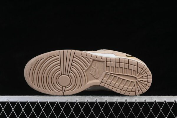 Nike Dunk Low ‘Sail Linen’ IO4244-101